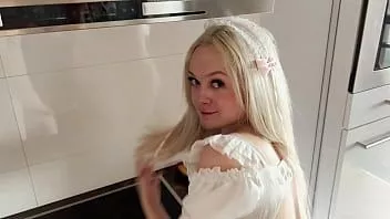 Redare Fratele meu vitreg a promis că îmi va face un masaj, dar în schimb m-a tras ca o curvă