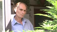 play Esposa checa infiel comparte polla con su viejo marido mirando