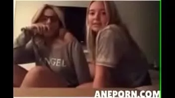 play Soczyste cycki amerykańskich nastolatków na ameporn