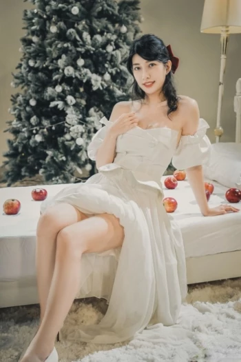 Actrita Jiaxin