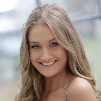 āĻĒāϰā§āύāϏā§āĻāĻžāϰ Tiffany Tatum