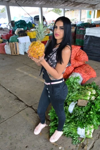 Порнозвезда Melina Zapata